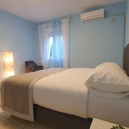 Orange House * Tirana