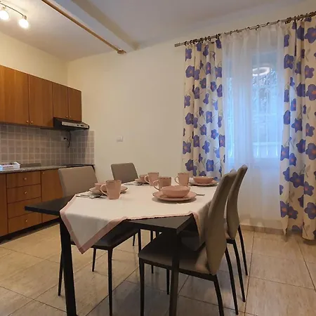 Orange House בית נופש