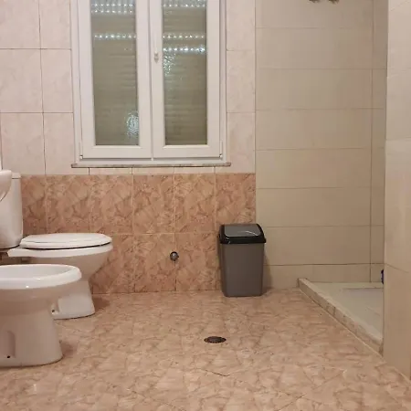 Orange House בית נופש *