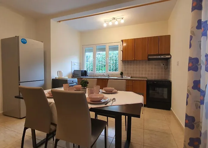 Orange House * 티라나